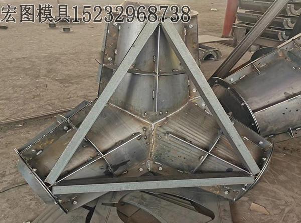 四脚椎体模具
